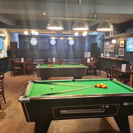 Hen House Hotel Cannock Bagian luar foto