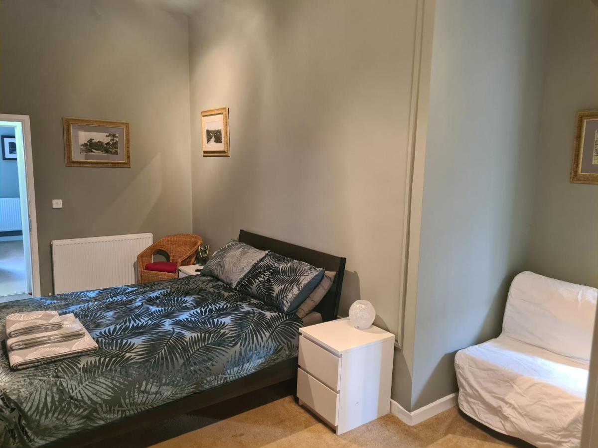 Hen House Hotel Cannock Bagian luar foto